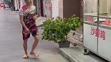 竹竿兄出门买剁烧鹅了