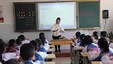 玉龙县文笔学校一老师带领学生舞动课间解压操