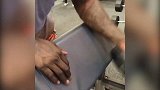 篮球-17年-身材管理相当到位 奥尼尔健身房锻炼肌肉分明-新闻