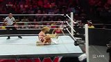 WWE-14年-RAW第1113期：女子赛 萨莫雷锁技敲定胜局-花絮