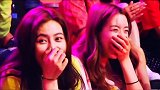 来看看人家兄弟俩是如何斗气的开大宝 你唱的牛