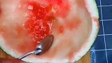 大西瓜怎么吃你们说，我的气，频正等着你指点哪