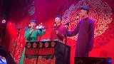 秦霄贤孙九芳，芳芳老说老秦头比自己的大