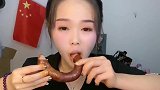 萱萱每次都吃的很脏，但很香，爱了爱了！