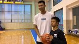 为CBA跳球+4大球星点赞关注！独臂篮球少年13天成励志典范