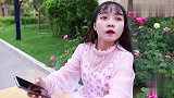 小伙玩弹珠游戏，没想竟然自己做了一个巨型弹珠，老板的反应真搞