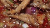 有酒有肉有故事，就是没有人陪我喝酒！有想喝酒的吗？我买单