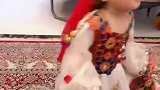 新疆的小姑娘，是从小美到大的