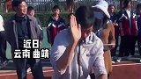 拔河比赛学生发出精神攻击，伤敌一千，自损八百
