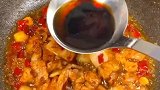 五花肉炒土豆片