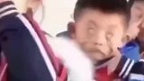 好像找到当年近视的原因了
