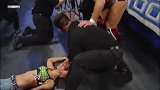 WWE-18年-SD经典时刻：大秀哥误伤AJ李痛哭流涕 几度接近奔溃-精华