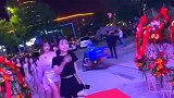 这就是你们女友参加聚会的样子，看完这个视频，你们放心吗