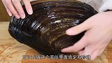 花7.5元买了一个大河蚌，撬开的那一刻，才发现赚大了