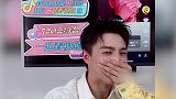 张欣尧模仿韩美娟决赛哭 张欣尧模仿的有模有样太可爱了