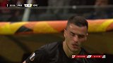 第21分钟法兰克福球员亚伯拉罕射门
