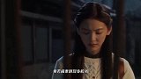 章若楠素颜现身，开衫搭卷边牛仔裤清新减龄