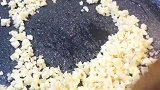 我看到蒜蓉酱我就走不动道了
