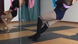 空中瑜伽讲究的是要动作柔美