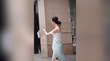 回眸一笑百媚生！这个美女惊为天人