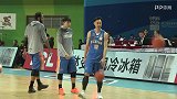 CBA-1718赛季-孟达回家球迷热情相拥 !  四川队老带新完成接力-新闻
