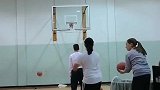 神射手1分钟连续命中31个三分 创造新世界纪录