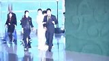 郭晶晶霍启刚为祖国庆生 8岁霍中曦弹钢琴被赞有冠军风采