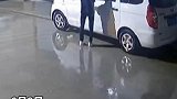 广东汕头：车主监控看到小偷要盗窃，等他上车直接瓮中捉鳖