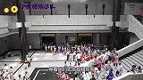 四川小村庄挖出炸弹，施工人员赶紧报警，专家赶到后却乐开了花