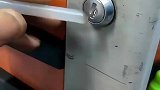 钥匙断在锁里面，原来还能这样补救