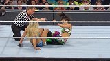 WWE-17年-王室决战2017：RAW女子冠军头衔赛夏洛特VS贝莉-精华