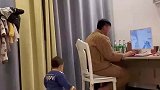 老公玩游戏上头，妻子指使萌娃过去按了关机键