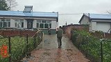 「东北大鹏」历时四小时，吃一顿东北农村《铁锅大鹅炖土豆》