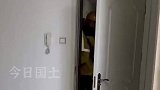 19岁男孩寒假兼职送外卖，拿出2000块钱给妈妈买年货