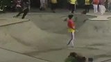 WTF！？滑板与大妈共舞？求求你们放过滑板场吧！