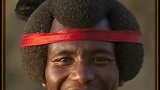 为何非洲人的头发像钢丝球
