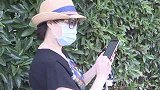 江苏南通：路边摊充话费被骗，女子花了600元压根没法打电话