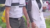 每一份职业都是靠努力获得收获，尊重别人就是尊重自己！