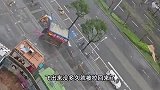 广东一鸡排店台风天“离家出走”,狂风中沿路滑行50米:已找回