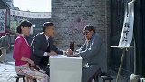 殊死七日：八路在饭店接头，觉察周围情况不对，打翻茶杯试探敌情