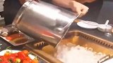 吃火锅还要加冰块这是什么操作啊！多此一举