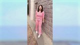 羡慕吧，微胖身材即使是休闲装也能穿出魅力来