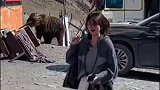 女子西藏旅游遇到一只藏马熊，我土生土长的藏族人都没敢