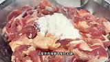这孜然羊肉香到邻居疯狂敲门！一口入魂太绝了，做法超级简单