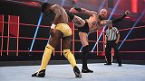 RAW第1400期：单打赛 布莱克VS当地摔跤手