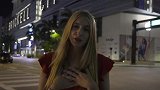 巴萨小姐姐记录美国之行：格子登贝莱开黑 巴帅与警察合影