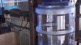 原来喝水的桶是这么制作的
