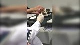 羽毛球-14年-林丹抽积水看着都疼 一声不吭真硬汉-新闻