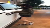 陈钰琪本身材就是完美大长腿太漂亮了网友上车的动作好敏捷