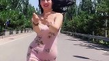 完美的身材搭配一款包臀裙,小姐姐可爱又性感!